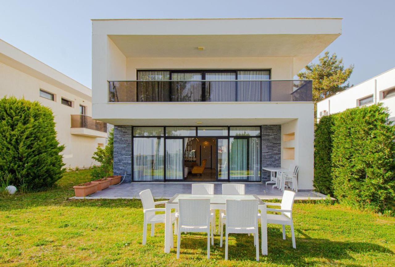 Deluxe Villa Kusadasi Exterior photo